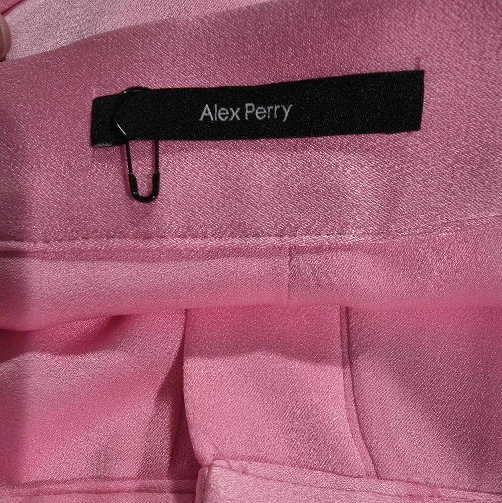 Alex Perry High‎ Waist Pleated Pink Shorts 4 - Picture 6 of 8